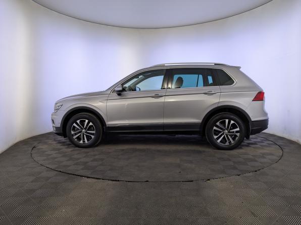 Volkswagen Tiguan II с пробегом 2018 года, цена 2 800 000 рублей, 89711 км, внедорожник, Автокод Объявления