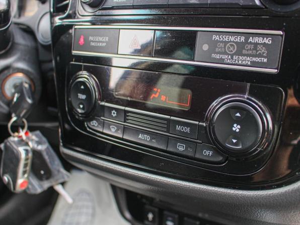Mitsubishi Outlander III Рестайлинг 3 с пробегом 2019 года, цена 1 894 500 рублей, 123192 км, внедорожник, Автокод Объявления