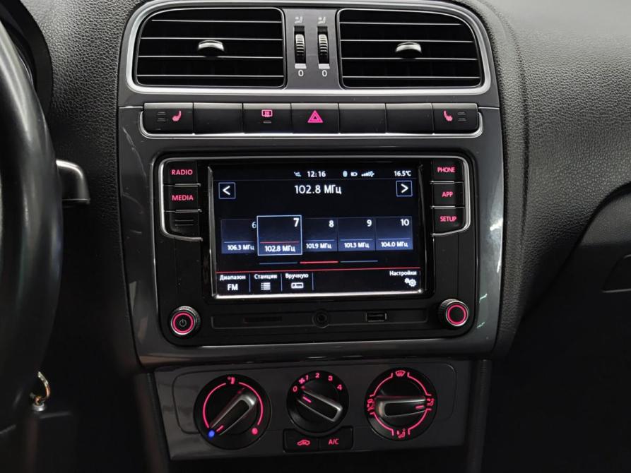 Volkswagen Polo V Рестайлинг Казань  - изображение 18