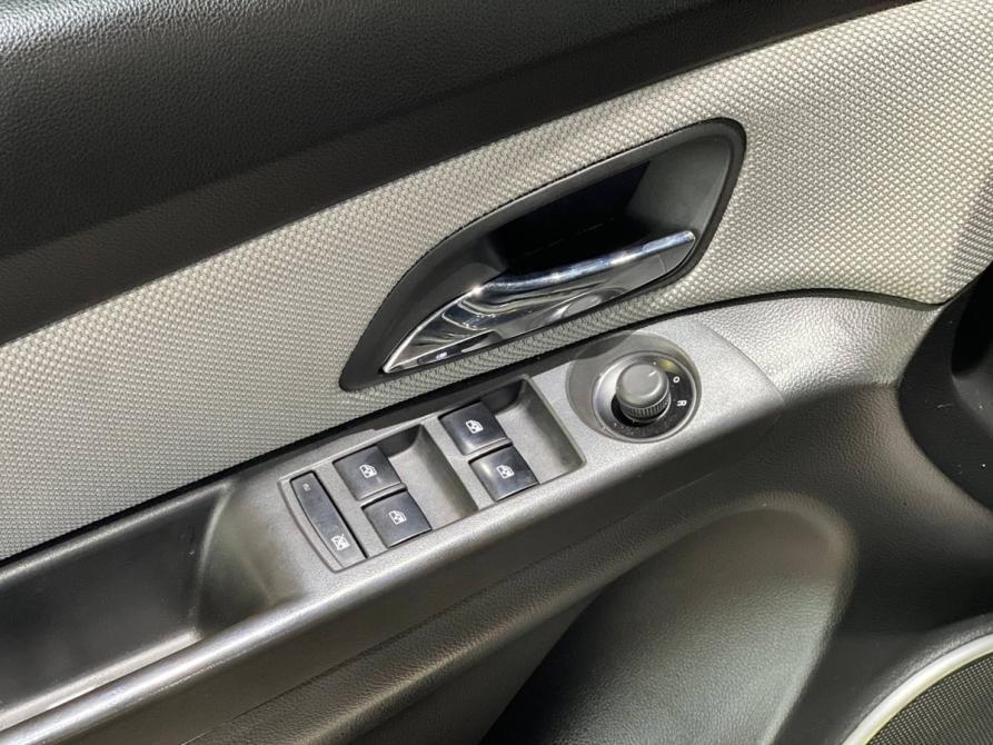 Chevrolet Cruze I Рестайлинг Оренбург  - изображение 16