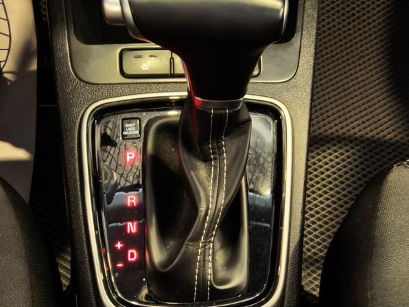 Kia Rio IV Рестайлинг с пробегом 2021 года, цена 1 899 000 рублей, 44663 км, седан, Автокод Объявления