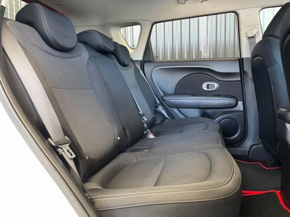 Kia Soul II Рестайлинг с пробегом 2017 года, цена 1 407 000 рублей, 130964 км, хэтчбек, Автокод Объявления