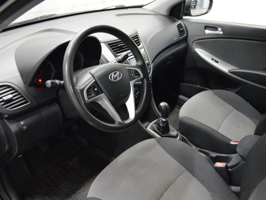 Hyundai Solaris I Санкт-Петербург  - изображение 10