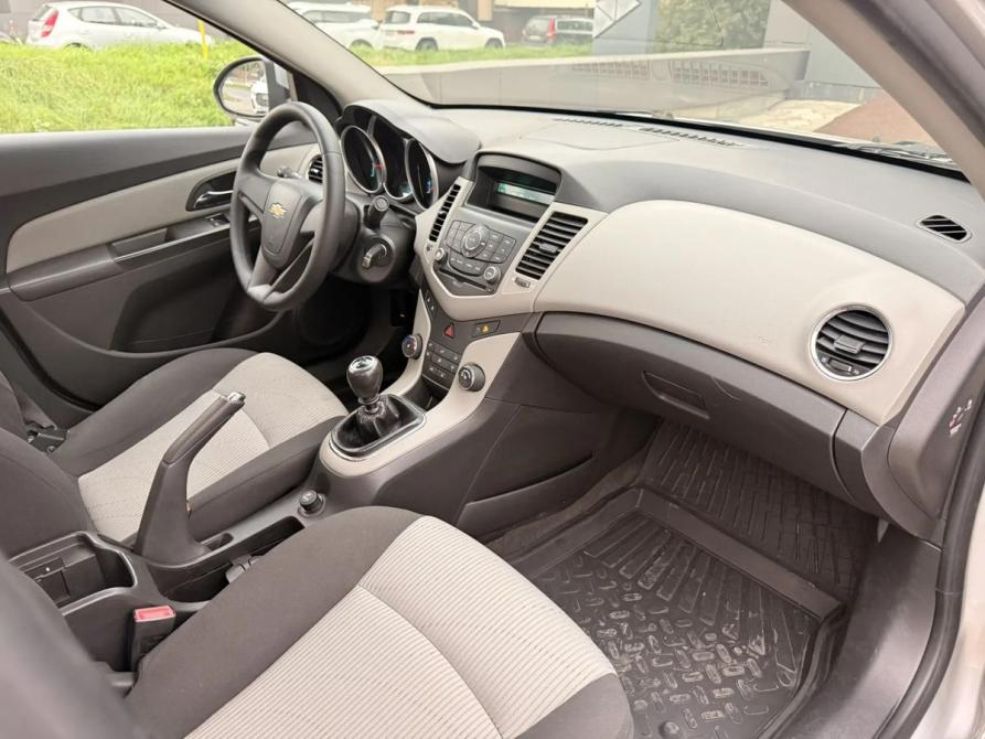 Chevrolet Cruze I Казань  - изображение 11