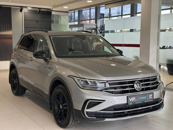 Volkswagen Tiguan II Рестайлинг с пробегом 2022 года, цена 3 087 000 рублей, 65825 км, внедорожник, Автокод Объявления