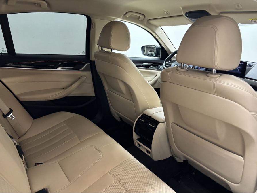 BMW 5 серии VII (G30/G31/G38) Рестайлинг Вологда  - изображение 12