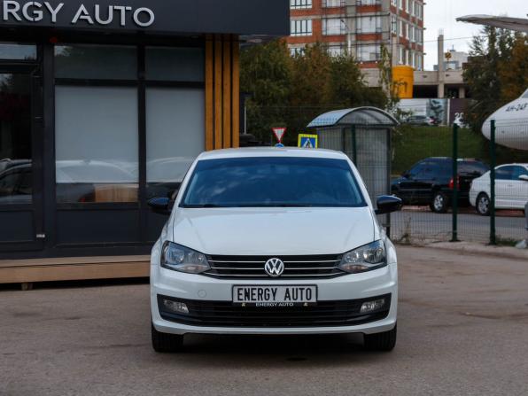 Volkswagen Polo V Рестайлинг с пробегом 2017 года, цена 1 245 000 рублей, 133650 км, седан, Автокод Объявления
