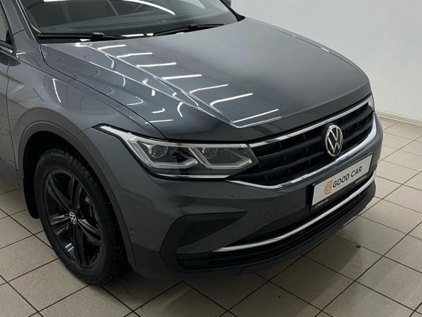 Volkswagen Tiguan II Рестайлинг с пробегом 2021 года, цена 2 695 000 рублей, 97910 км, внедорожник, Автокод Объявления