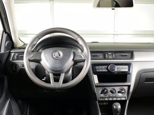 Skoda Rapid I с пробегом 2015 года, цена 805 995 рублей, 207360 км, лифтбек, Автокод Объявления