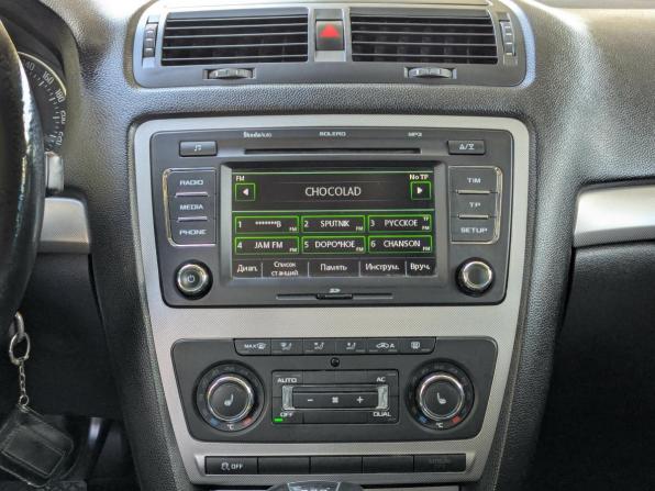 Skoda Octavia II (A5) Рестайлинг с пробегом 2012 года, цена 699 900 рублей, 296000 км, лифтбек, Автокод Объявления