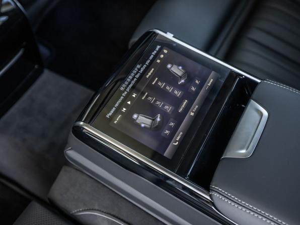 Hongqi H9 I с пробегом 2024 года, цена 5 820 000 рублей, 5 км, седан, Автокод Объявления