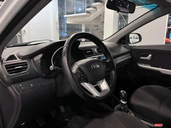 Kia Rio III с пробегом 2013 года, цена 790 000 рублей, 198267 км, хэтчбек, Автокод Объявления