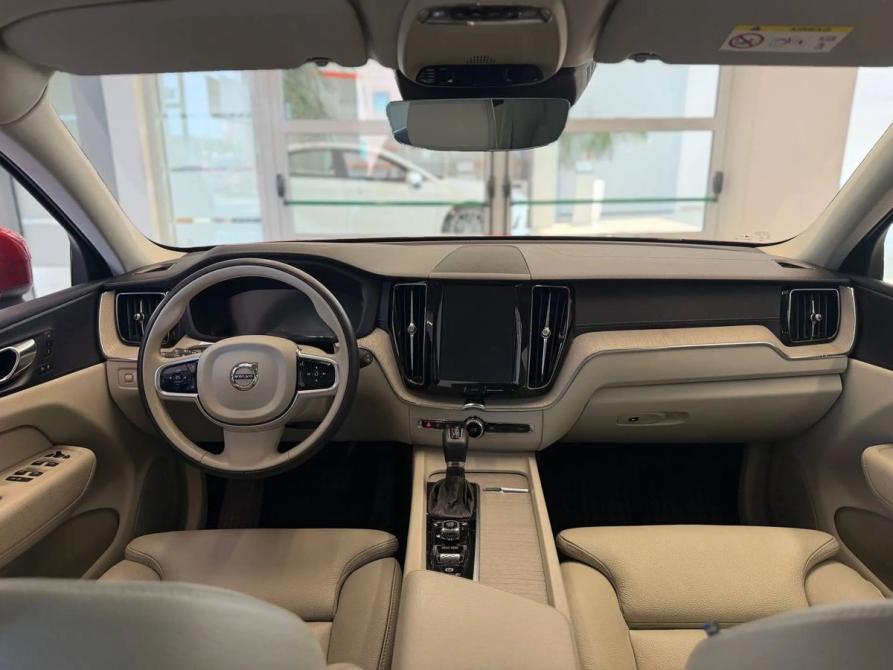 Volvo XC60 II Челябинск  - изображение 11