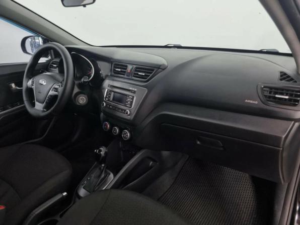 Kia Rio III Рестайлинг с пробегом 2016 года, цена 800 000 рублей, 205170 км, седан, Автокод Объявления