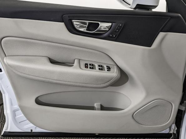 Volvo XC60 II с пробегом 2019 года, цена 3 520 000 рублей, 130000 км, внедорожник, Автокод Объявления