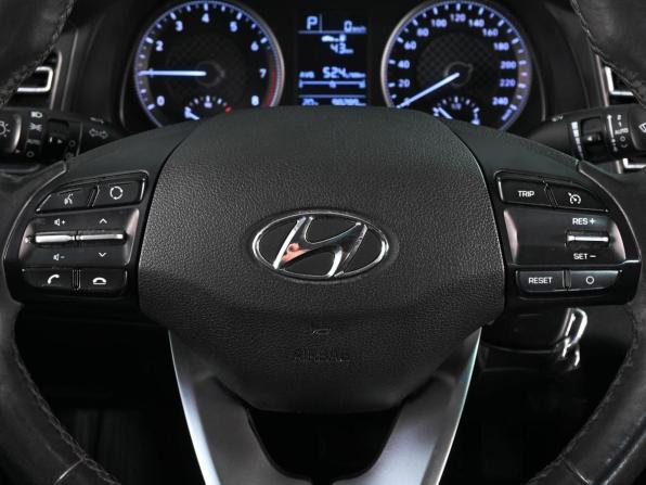 Hyundai Elantra VI (AD) Рестайлинг с пробегом 2019 года, цена 1 719 000 рублей, 98289 км, седан, Автокод Объявления
