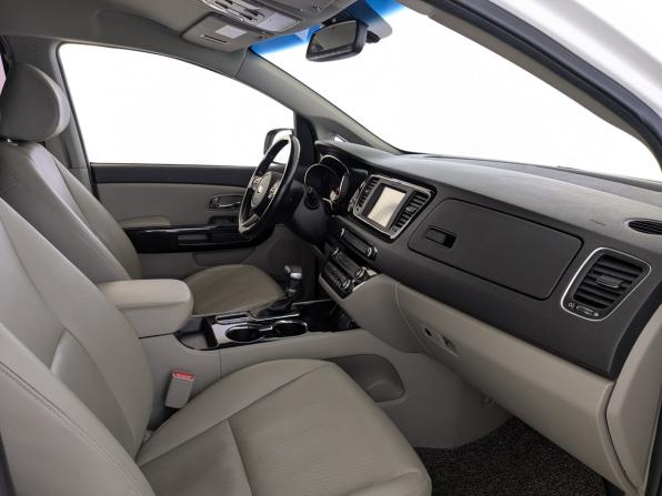 Kia Carnival III с пробегом 2019 года, цена 3 250 000 рублей, 81835 км, минивэн, Автокод Объявления