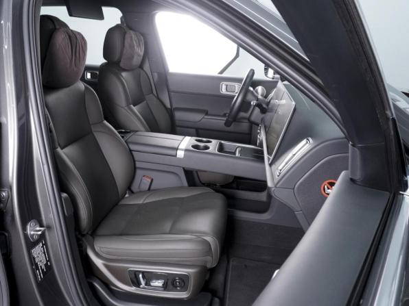 Li Auto (Lixiang) L9 I с пробегом 2023 года, цена 6 599 000 рублей, 58206 км, внедорожник, Автокод Объявления