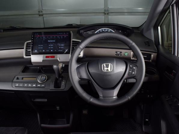 Honda Freed I Рестайлинг с пробегом 2012 года, цена 1 049 999 рублей, 130904 км, компактвэн, Автокод Объявления