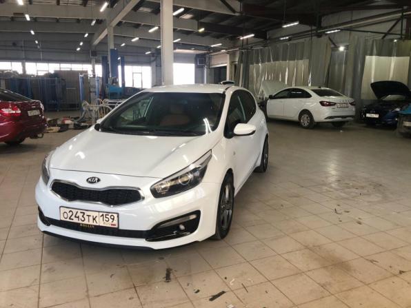 Kia Ceed II Рестайлинг с пробегом 2016 года, цена 1 299 000 рублей, 245439 км, хэтчбек, Автокод Объявления