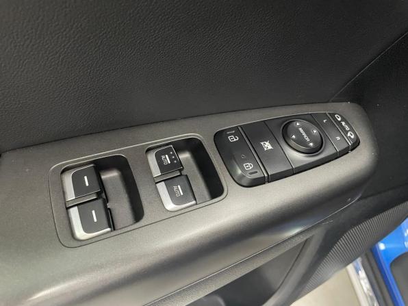Kia Sportage IV Рестайлинг с пробегом 2020 года, цена 2 288 000 рублей, 176074 км, внедорожник, Автокод Объявления