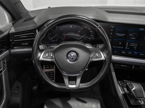Volkswagen Touareg III с пробегом 2019 года, цена 4 045 000 рублей, 233207 км, внедорожник, Автокод Объявления