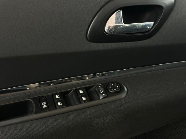 Peugeot 3008 I с пробегом 2011 года, цена 799 000 рублей, 158011 км, внедорожник, Автокод Объявления