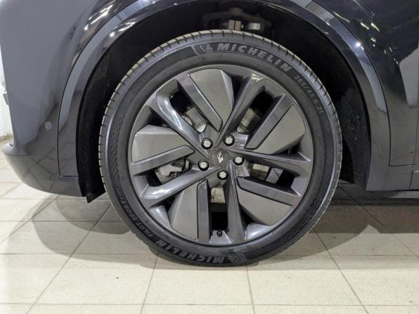 Li Auto (Lixiang) L9 I с пробегом 2024 года, цена 6 750 000 рублей, 56670 км, внедорожник, Автокод Объявления