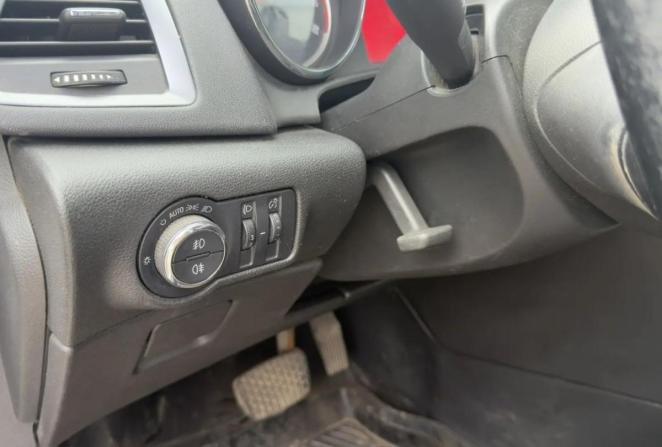 Opel Astra J Рестайлинг с пробегом 2013 года, цена 616 000 рублей, 215942 км, хэтчбек, Автокод Объявления