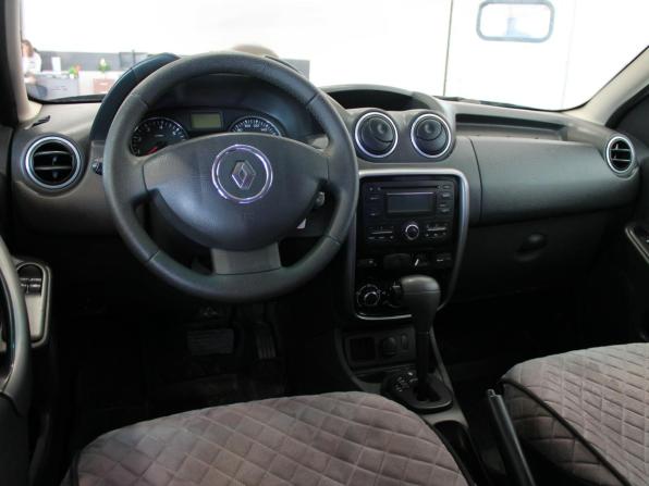 Renault Duster I с пробегом 2014 года, цена 980 000 рублей, 215000 км, внедорожник, Автокод Объявления