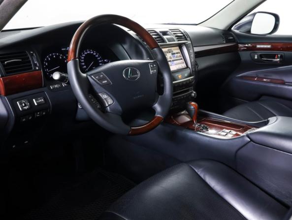 Lexus LS IV Рестайлинг с пробегом 2010 года, цена 1 850 000 рублей, 201397 км, седан, Автокод Объявления