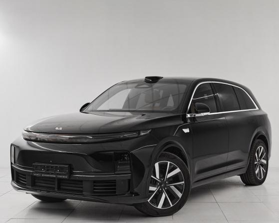 Li Auto (Lixiang) L7 I Рестайлинг с пробегом 2025 года, цена 7 399 000 рублей, 9 км, внедорожник, Автокод Объявления