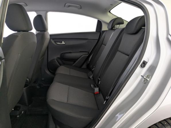 Kia Rio IV Рестайлинг с пробегом 2021 года, цена 1 665 000 рублей, 49961 км, седан, Автокод Объявления