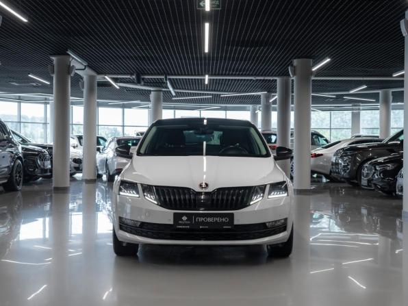 Skoda Octavia III (A7) Рестайлинг с пробегом 2017 года, цена 2 160 000 рублей, 72449 км, лифтбек, Автокод Объявления