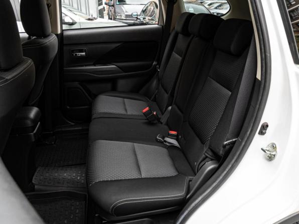 Mitsubishi Outlander III Рестайлинг 2 с пробегом 2018 года, цена 2 150 000 рублей, 116823 км, внедорожник, Автокод Объявления