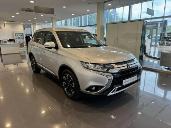 Mitsubishi Outlander III Рестайлинг 3 с пробегом 2019 года, цена 2 340 000 рублей, 80004 км, внедорожник, Автокод Объявления