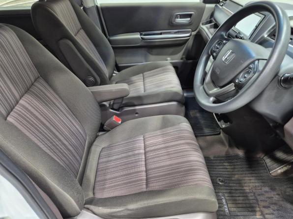 Honda Freed II с пробегом 2019 года, цена 1 581 000 рублей, 82931 км, компактвэн, Автокод Объявления