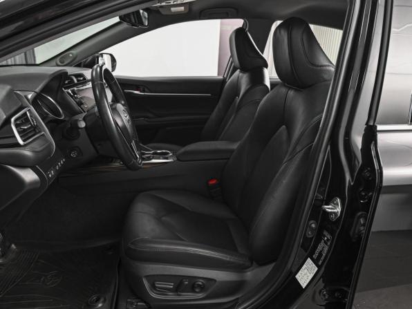 Toyota Camry VIII (XV70) с пробегом 2020 года, цена 3 640 000 рублей, 87226 км, седан, Автокод Объявления