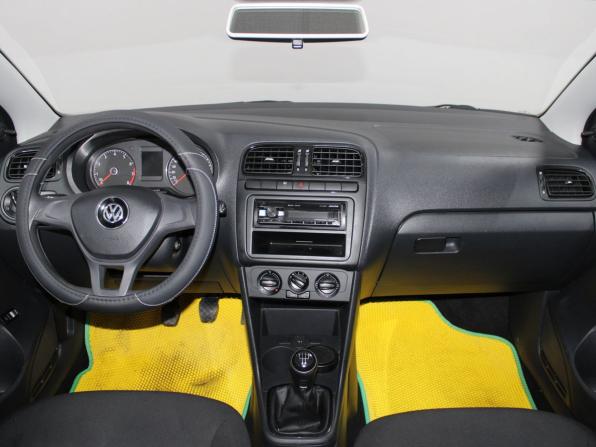 Volkswagen Polo V Рестайлинг с пробегом 2020 года, цена 1 129 900 рублей, 147893 км, седан, Автокод Объявления