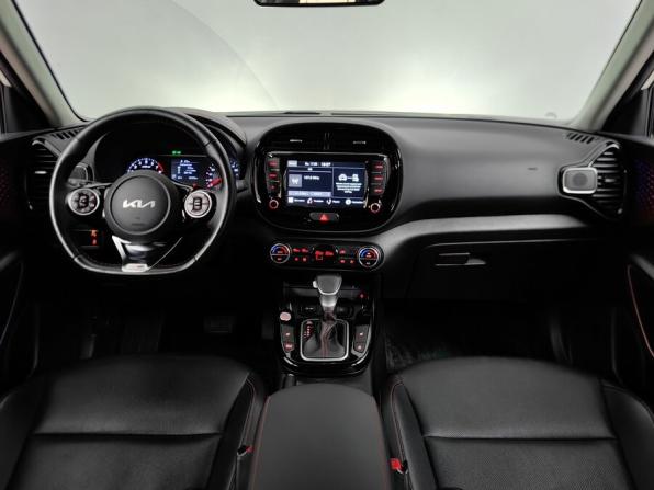 Kia Soul III с пробегом 2021 года, цена 2 421 000 рублей, 42401 км, хэтчбек, Автокод Объявления