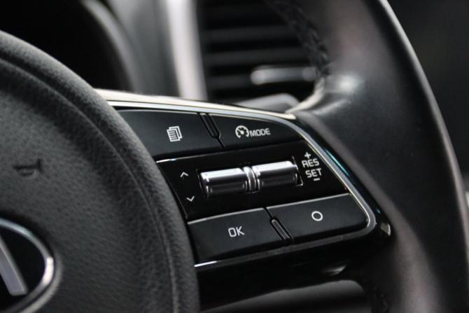 Kia Sportage IV Рестайлинг с пробегом 2020 года, цена 2 550 550 рублей, 74655 км, внедорожник, Автокод Объявления