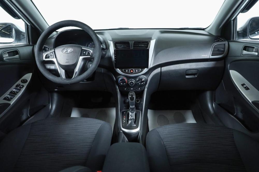 Hyundai Solaris I Рестайлинг Новосибирск  - изображение 9