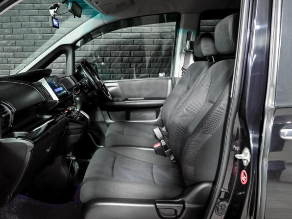 Honda Stepwgn IV с пробегом 2011 года, цена 1 430 000 рублей, 248427 км, минивэн, Автокод Объявления