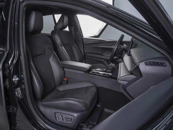 Toyota Camry IX (XV80) China Market Рестайлинг с пробегом 2026 года, цена 4 199 000 рублей, 9155 км, седан, Автокод Объявления