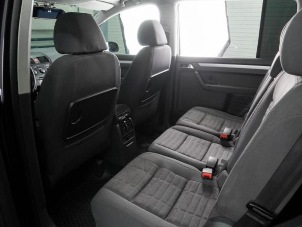 Volkswagen Touran I с пробегом 2006 года, цена 719 000 рублей, 148841 км, компактвэн, Автокод Объявления