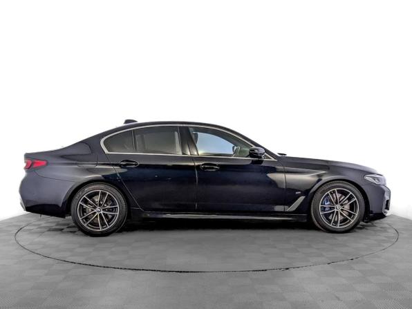BMW 5 серии VII (G30/G31/G38) Рестайлинг с пробегом 2021 года, цена 4 550 000 рублей, 52732 км, седан, Автокод Объявления