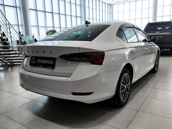 Skoda Octavia IV (A8) с пробегом 2021 года, цена 2 650 000 рублей, 57945 км, лифтбек, Автокод Объявления