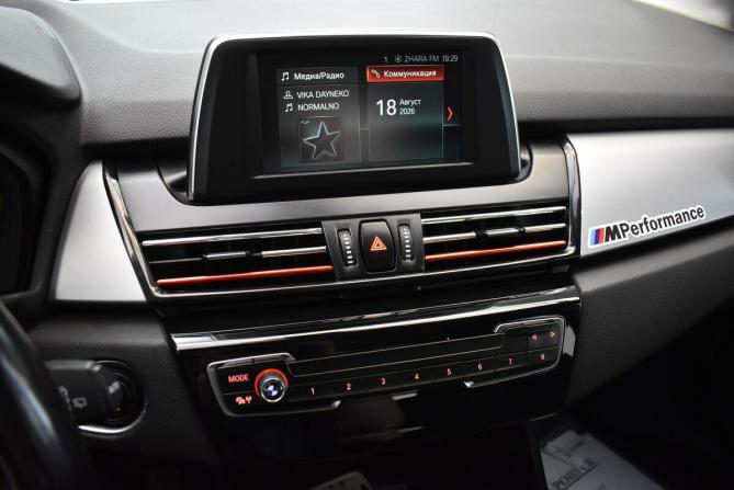 BMW 2 серии Active Tourer F45 с пробегом 2017 года, цена 1 045 000 рублей, 183693 км, минивэн, Автокод Объявления