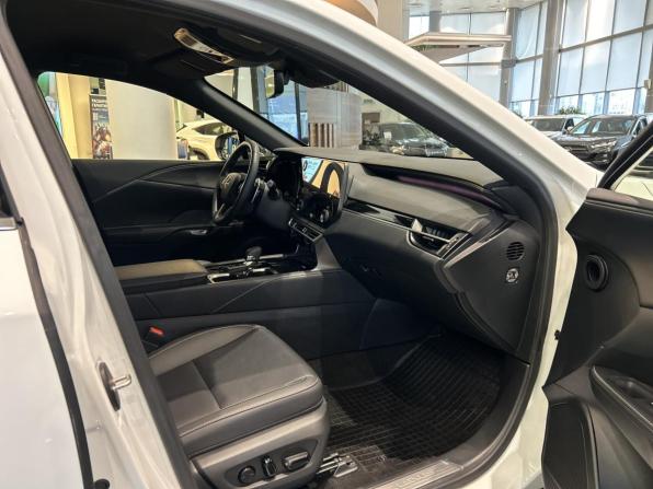 Lexus RX V с пробегом 2024 года, цена 10 975 000 рублей, 3956 км, внедорожник, Автокод Объявления