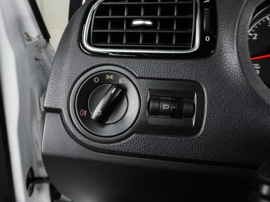 Volkswagen Polo V Рестайлинг Воронеж  - изображение 12